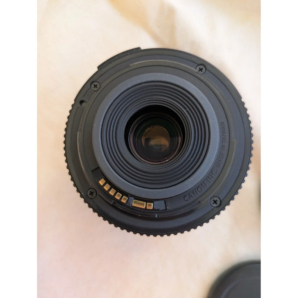 Canon EF-S 18-55mm f/3.5-5.6 Zoom Lens for DSLR Cameras Black